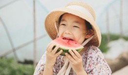 吃瓜的郑小姐,揭秘娱乐圈那些事儿