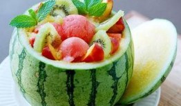 梦见别人吃瓜预示什么,梦见别人吃瓜预示着什么？