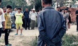 吃瓜女子互殴,一场网络围观下的道德拷问