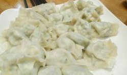 泗水水饺店吃瓜