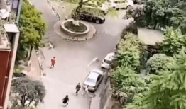 男子阳台吃瓜结局,男子意外收获幸福人生