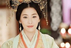 古装女吃瓜,古装女子们的八卦风云